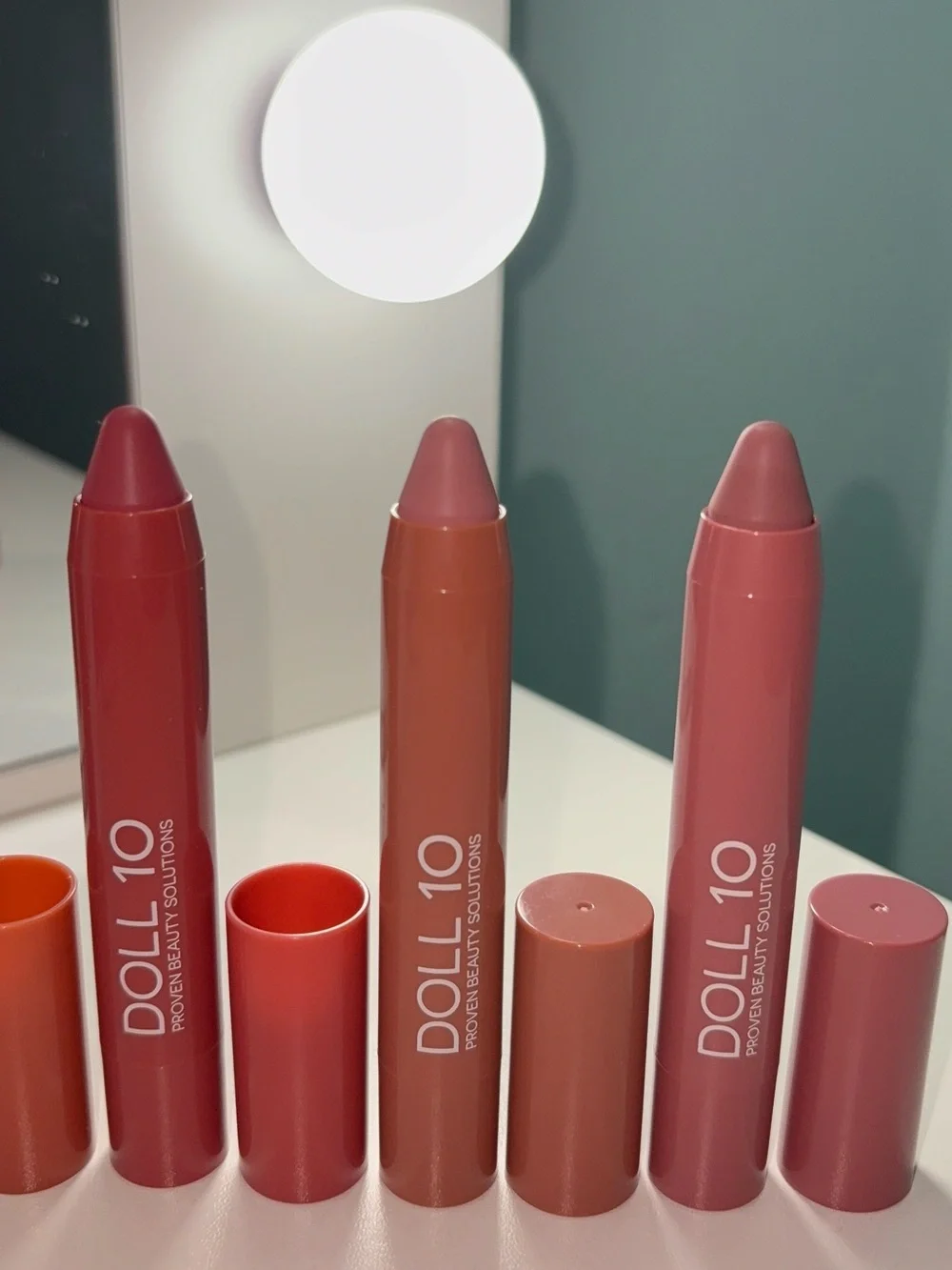 Doll 10 One Kiss At A Time Holiday Lip Crayon Collection
